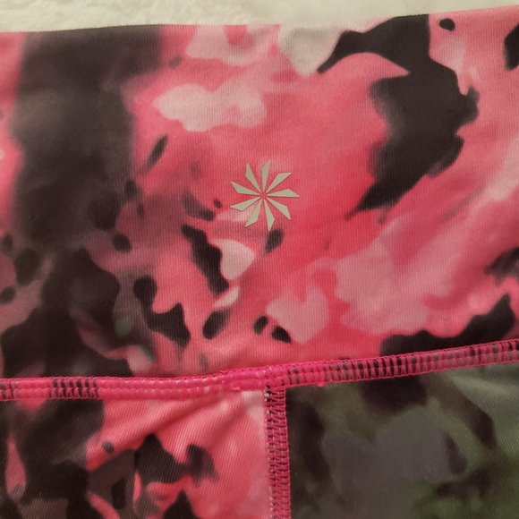 ATHLETA Fitted Leg Multi Color Capri Yoga Pants SZ S - Picture 6 of 14